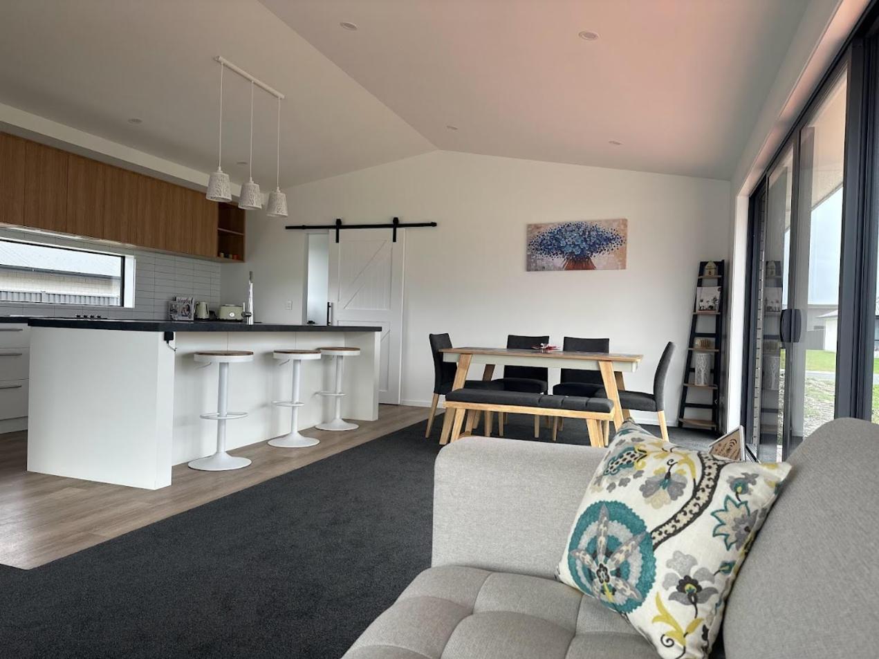 Holiday Home In Beautiful 테아나우 외부 사진