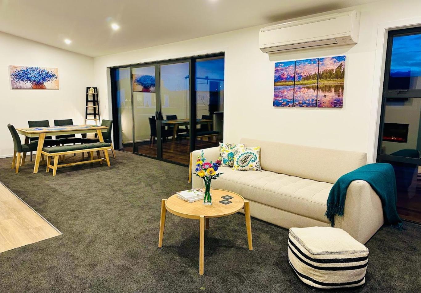 Holiday Home In Beautiful 테아나우 외부 사진